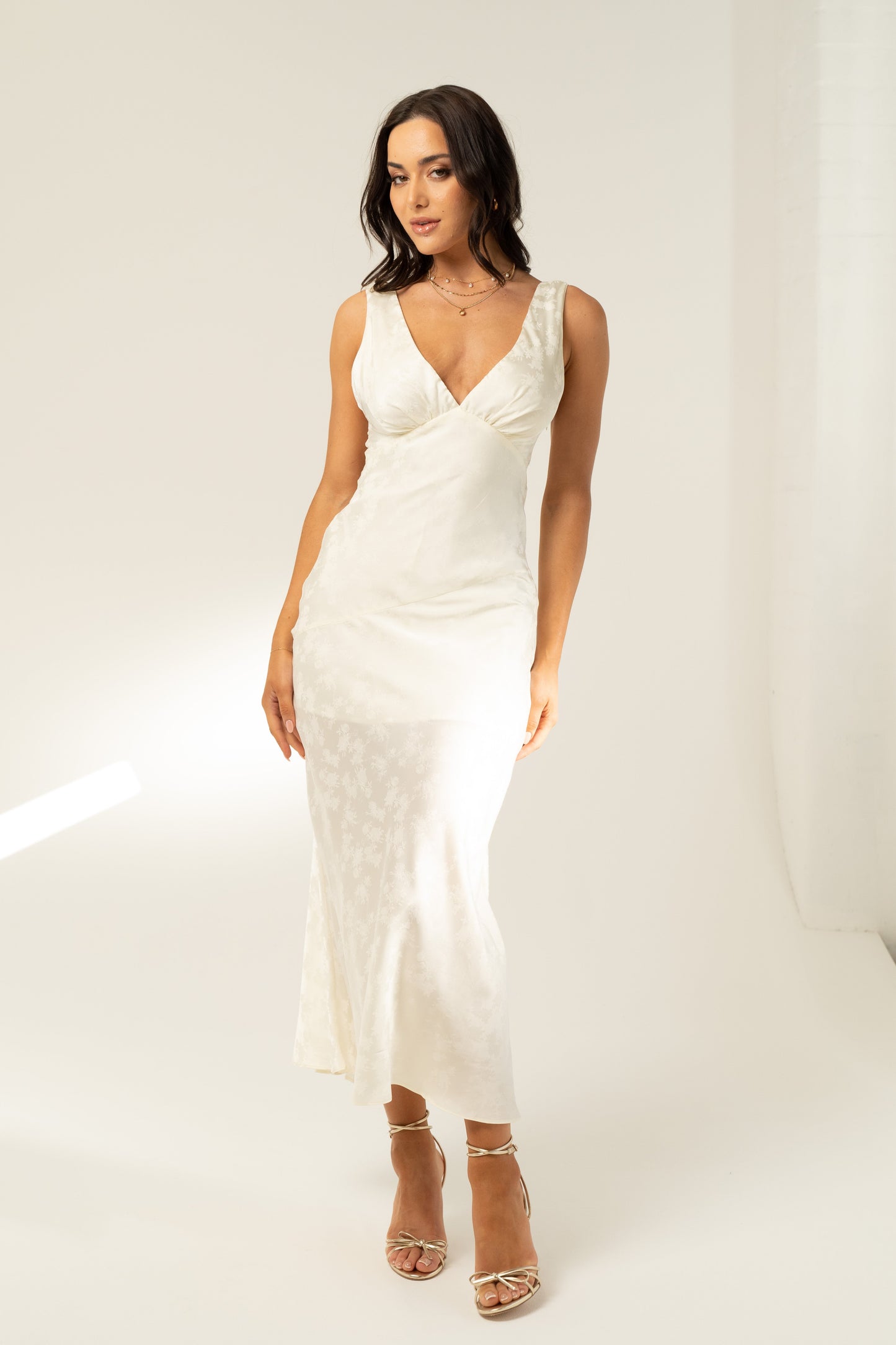 Maddie V-Neck Classic Maxi Dress