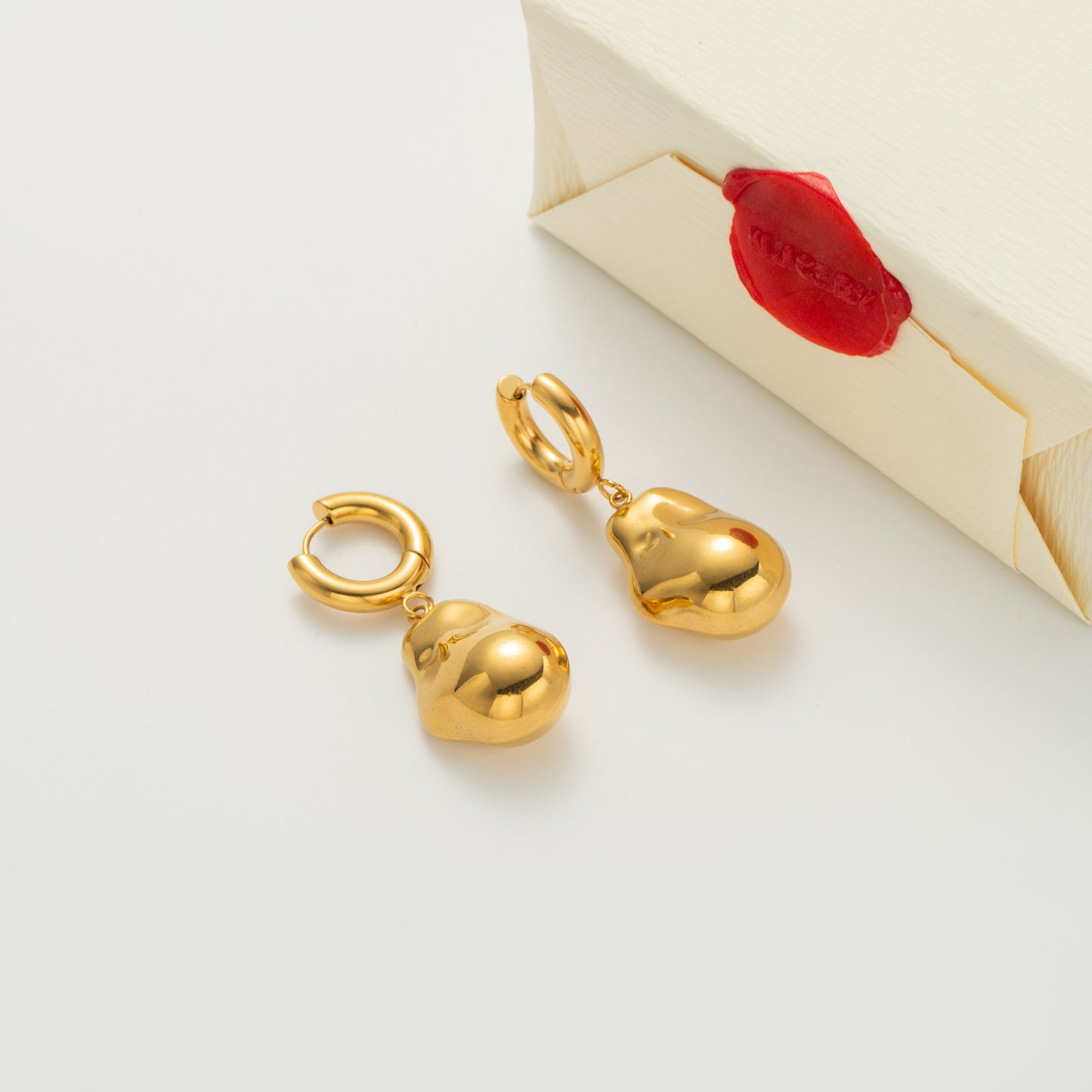 Sculptural Duo